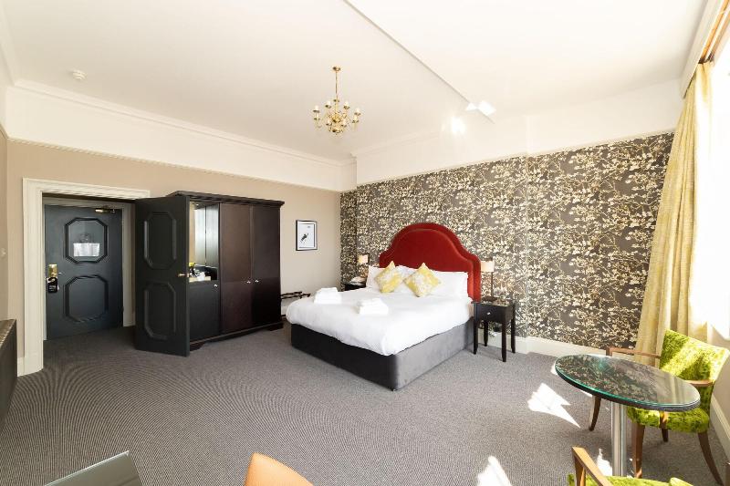 Queen s Hotel - Oda