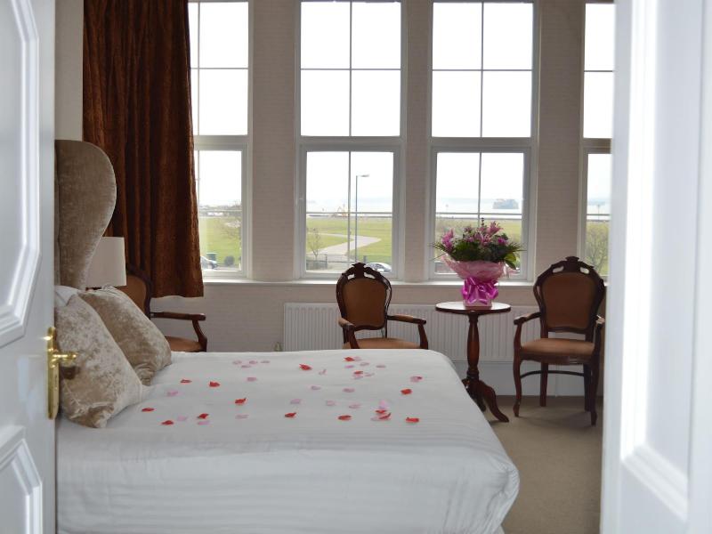 Queen s Hotel - Oda