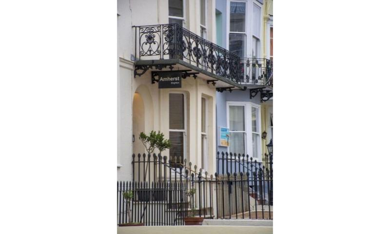 Amherst Brighton - Genel