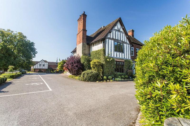 Moat House  Hotel (Acton Trussell) - Genel