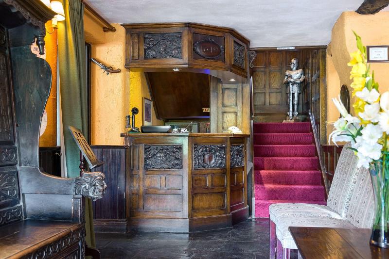 The King s Head - Lobi