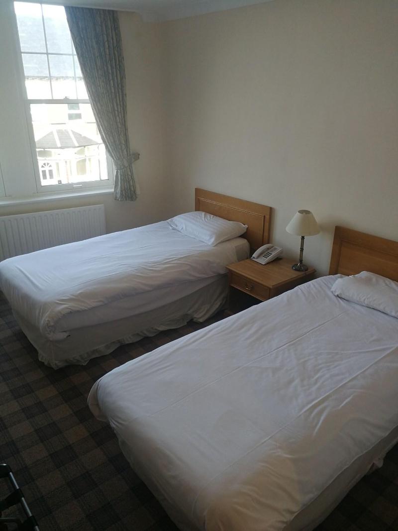 Windsor Hotel - Oda
