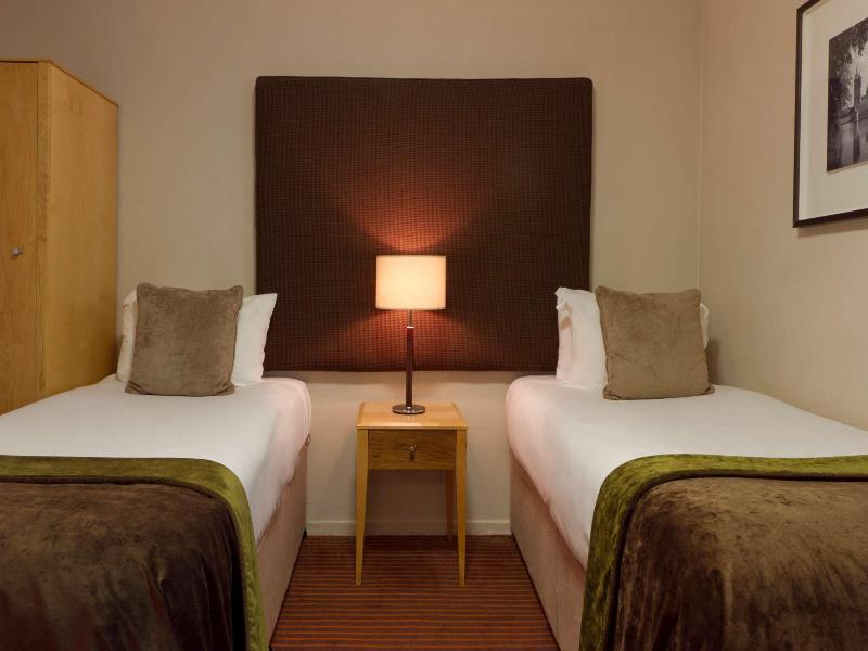 Denham Grove Hotel - Oda