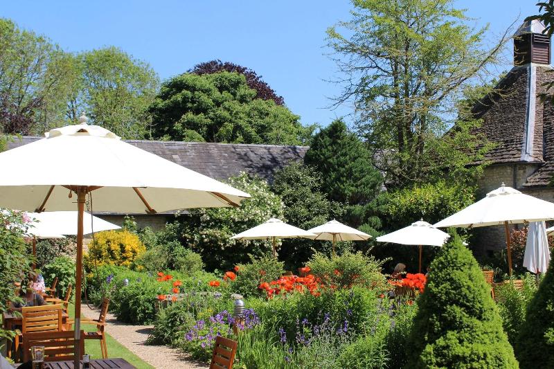 Lamb Inn - Genel