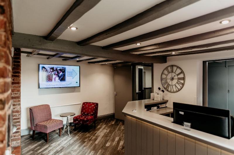 Oak Farm Hotel (M6 J12) - Lobi