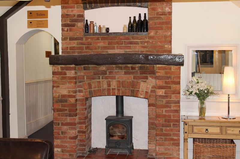 Oak Farm Hotel (M6 J12) - Aktivite