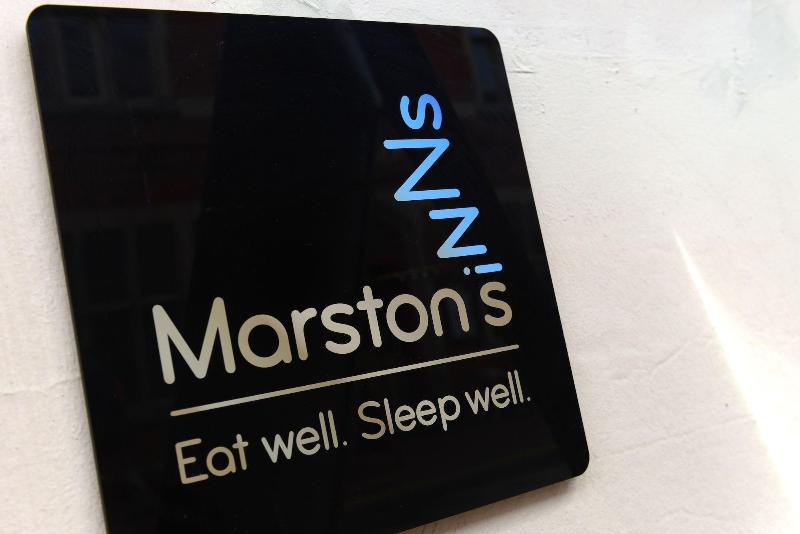 Vine Hotel by Marstons Inns - Lobi
