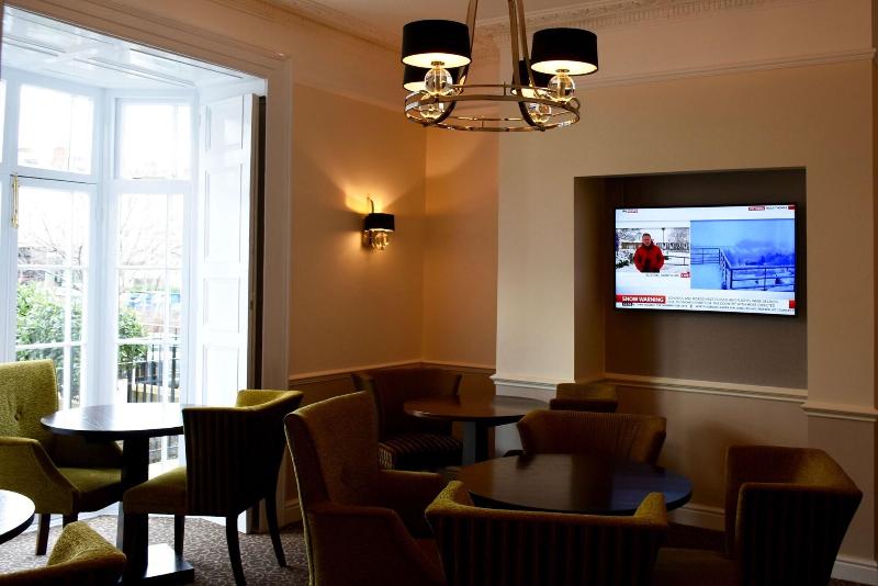 Queens Court Hotel - Bar
