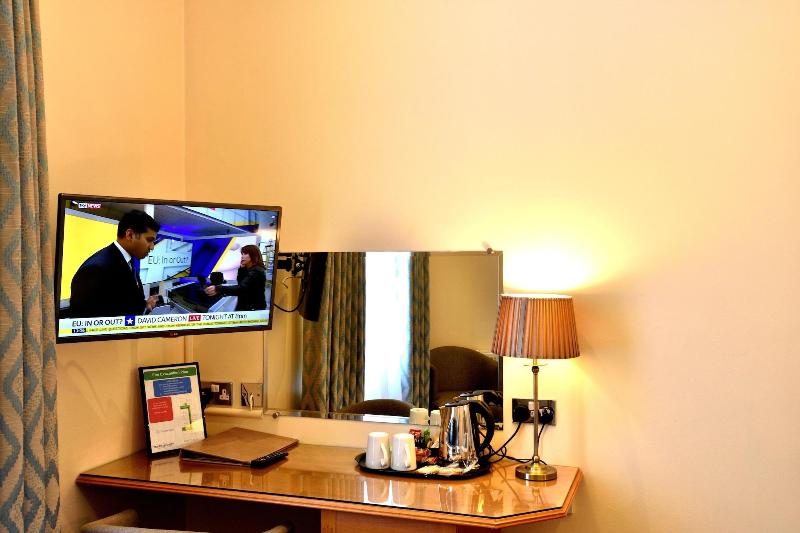 Queens Court Hotel - Oda