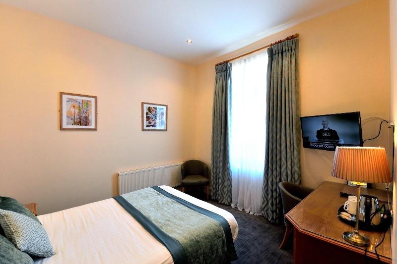 Queens Court Hotel - Oda