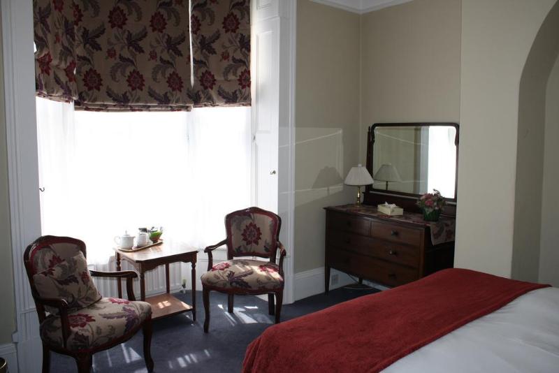 Holmwood House - Genel