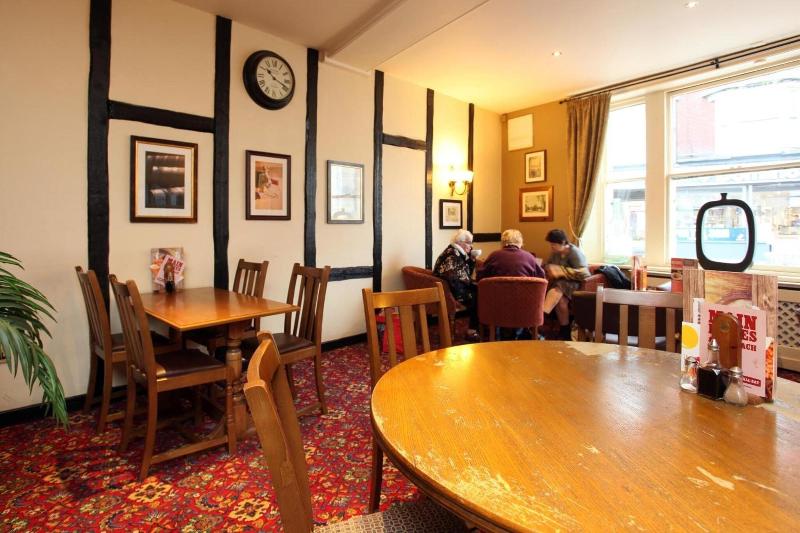 White Hart Hotel by Marstons Inns - Restoran