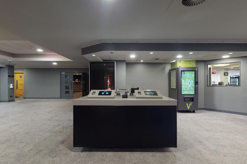 Village Hotel Bournemouth - Lobi
