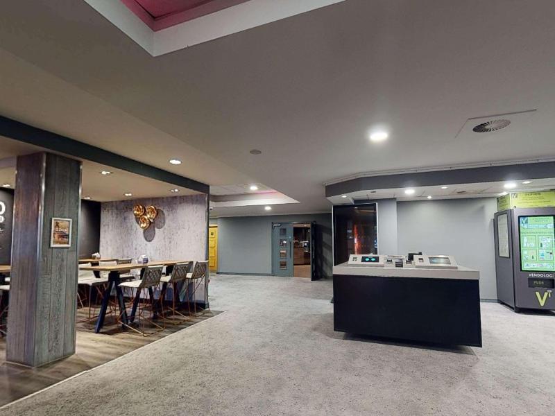 Village Hotel Bournemouth - Lobi