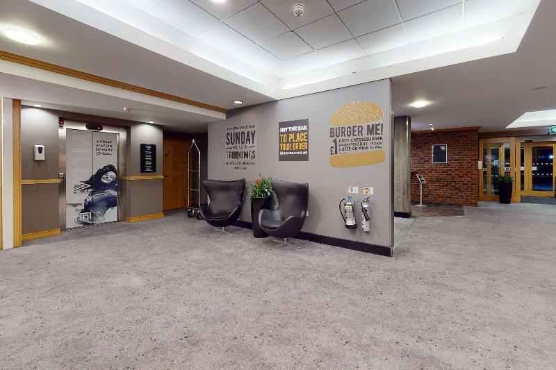 Village Hotel Hull - Lobi