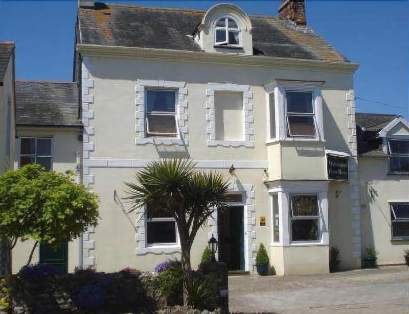 Watermead Guest House - Genel