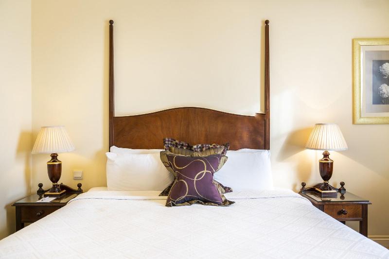 Ringwood Hall Hotel - Oda