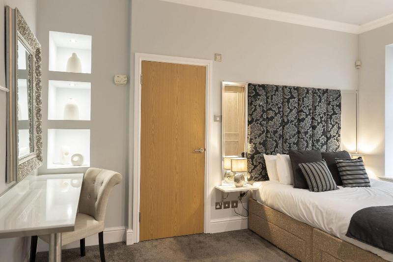Ringwood Hall Hotel - Oda
