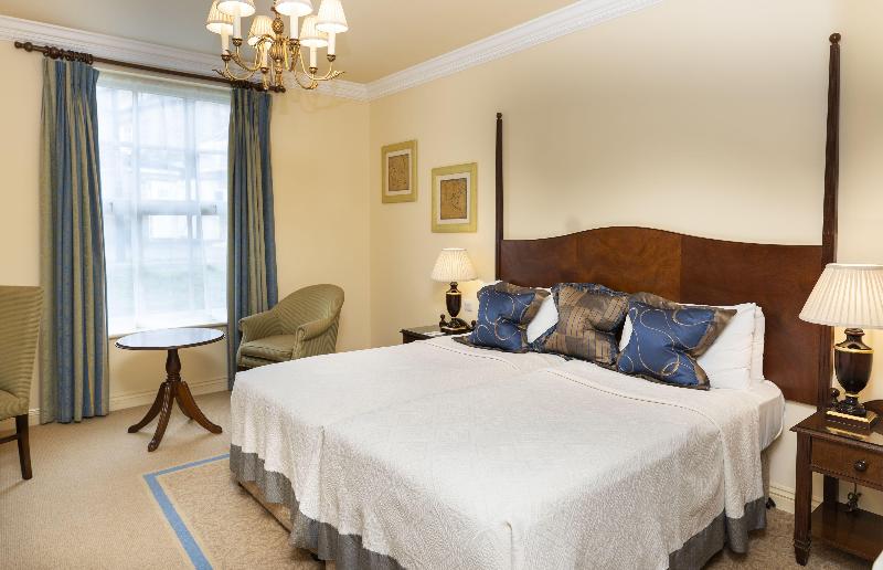 Ringwood Hall Hotel - Oda