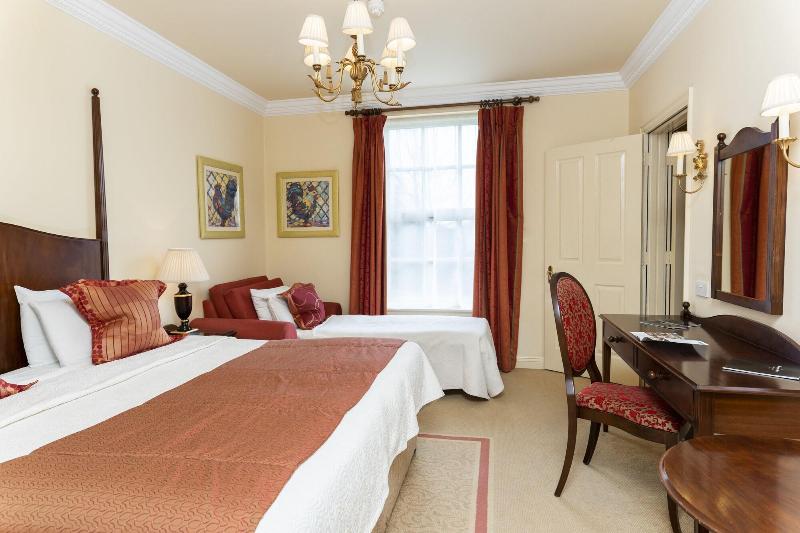 Ringwood Hall Hotel - Oda