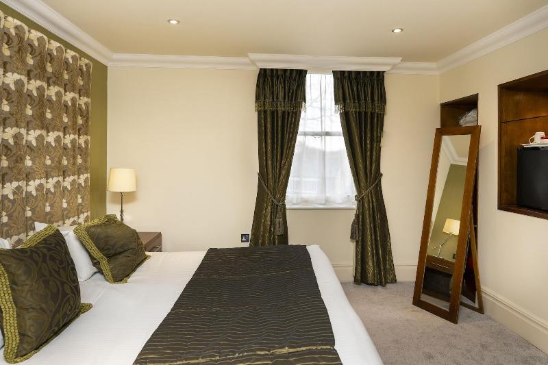 Ringwood Hall Hotel - Oda