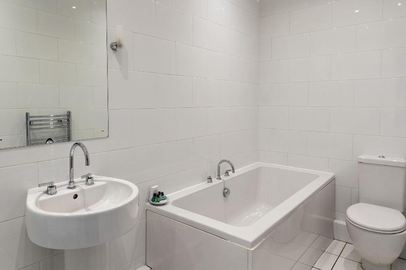 Ringwood Hall Hotel - Oda