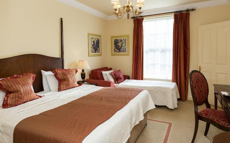 Ringwood Hall Hotel - Oda
