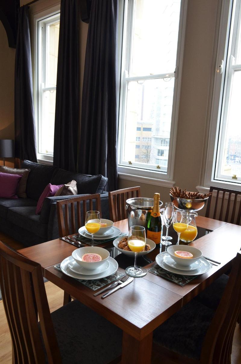 Quebecs Luxury Apartments - Genel