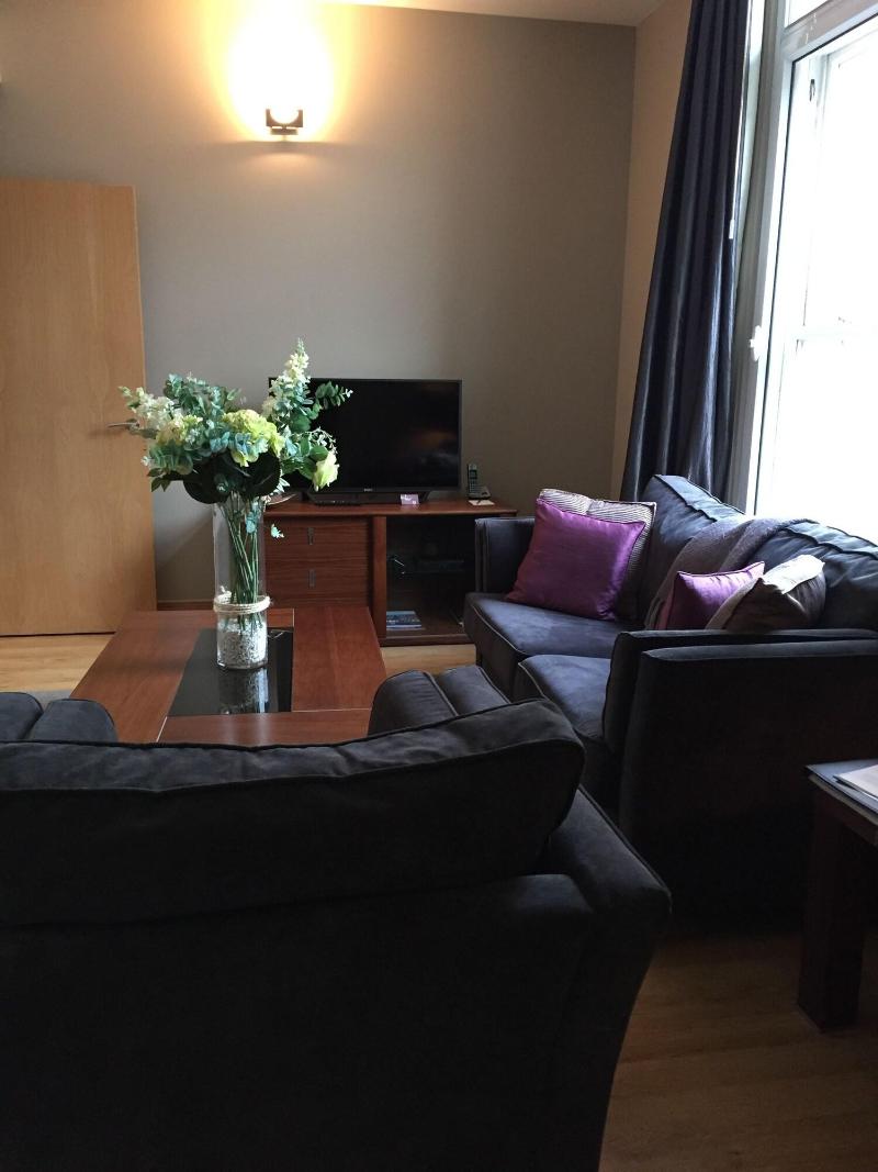 Quebecs Luxury Apartments - Oda