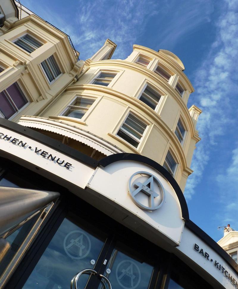 Amsterdam Hotel - Genel