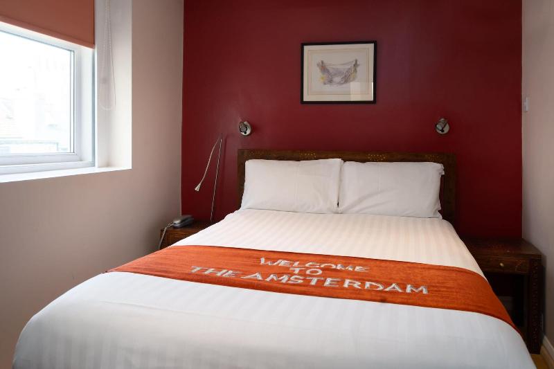 Amsterdam Hotel - Oda