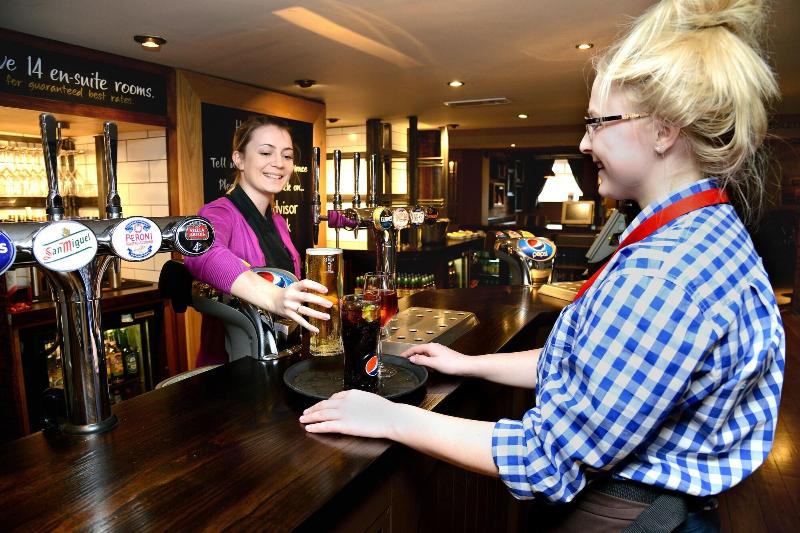 Unicorn Hotel by Marstons Inns - Bar
