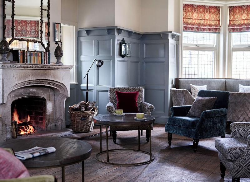 The Montagu Arms Hotel - Bar