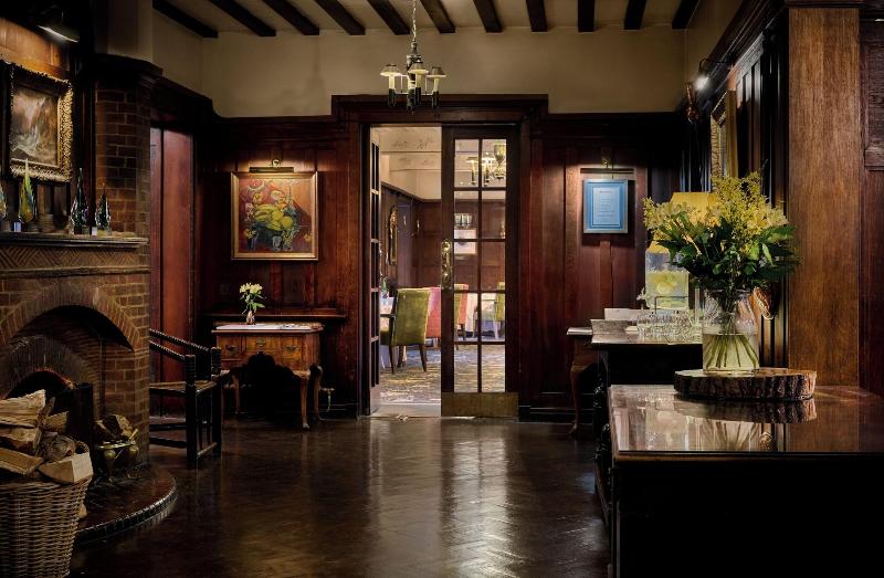 The Montagu Arms Hotel - Lobi
