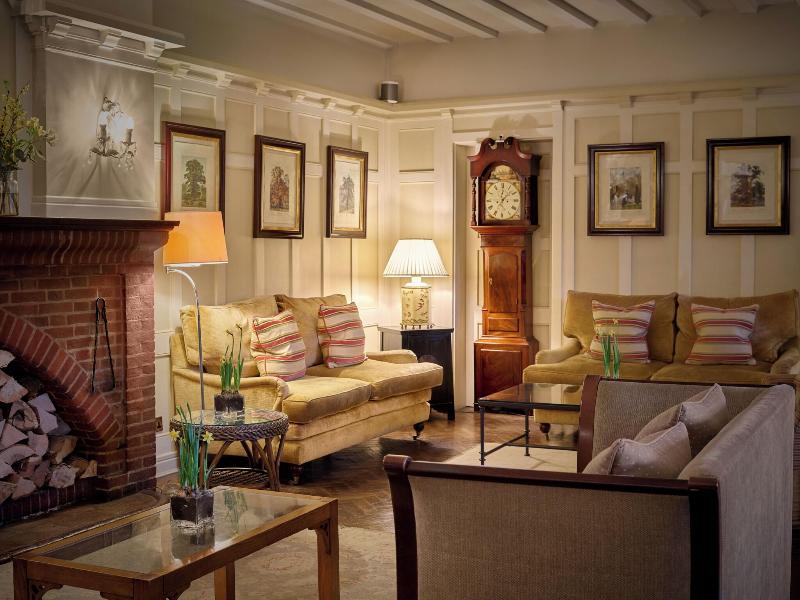 The Montagu Arms Hotel - Lobi