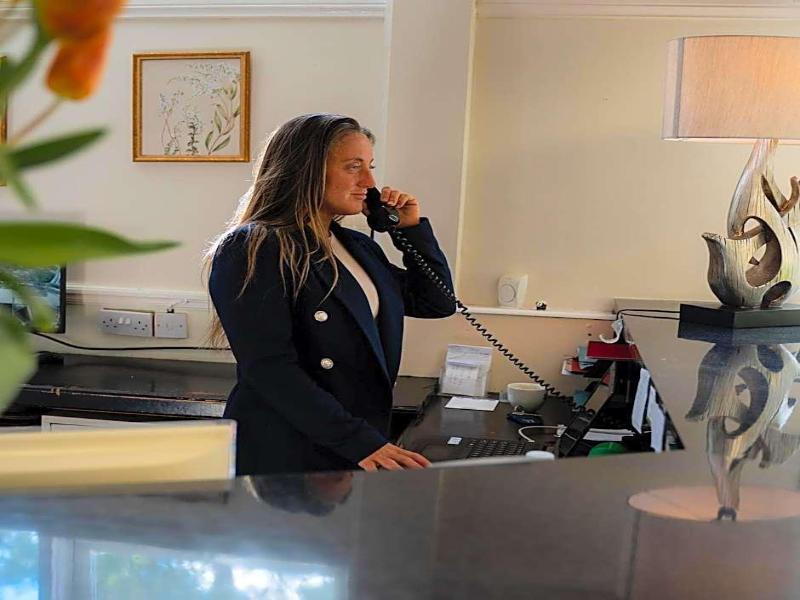 Mayfair Hotel - Genel
