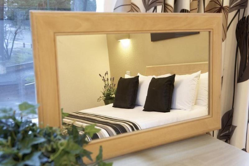 Mayfair Hotel - Oda