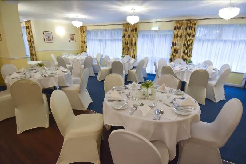 Mayfair Hotel - Restoran