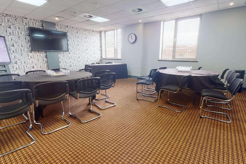 Village Hotel Swansea - Toplantı
