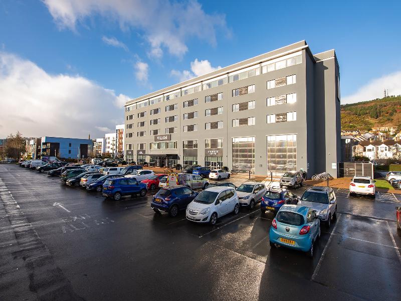 Village Hotel Swansea - Genel