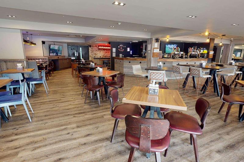 Village Hotel Swansea - Restoran