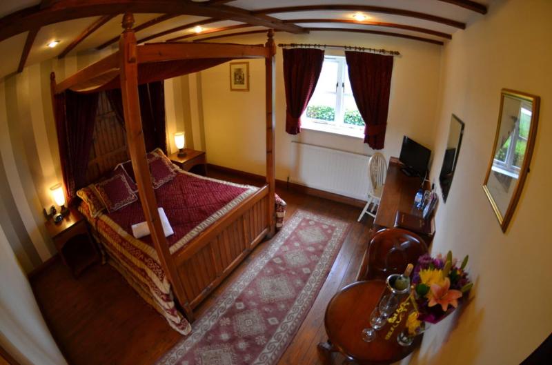 The Royal Arms Hotel - Oda