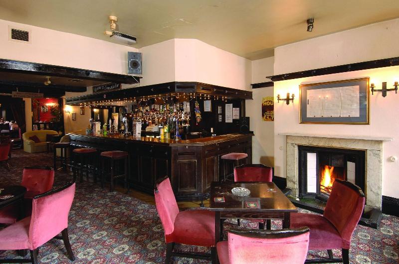 The Tudor House Hotel - Lobi