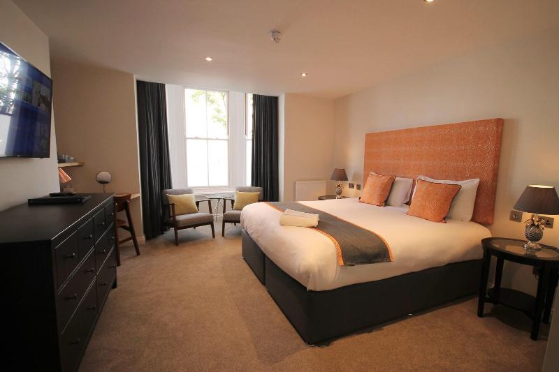 Andover House Hotel   Restaurant - Oda