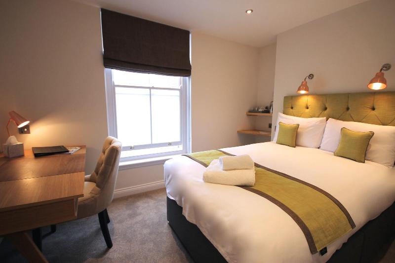Andover House Hotel   Restaurant - Oda