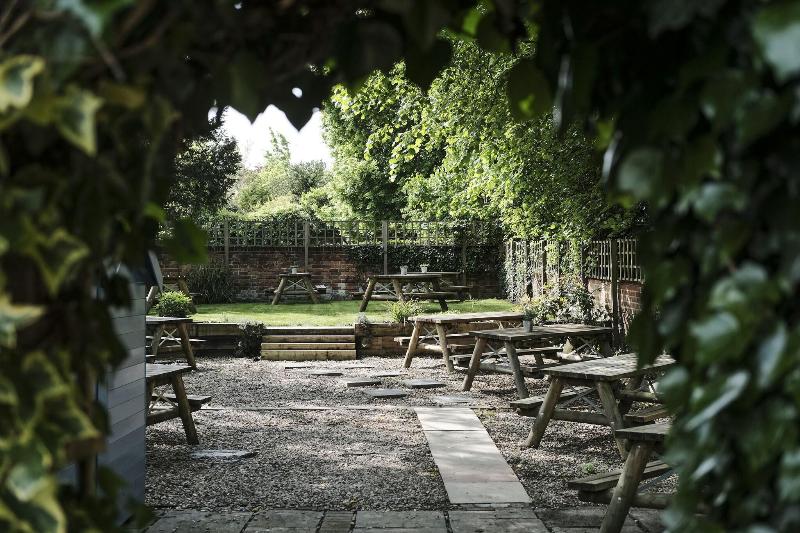 The Bull Inn - Teras