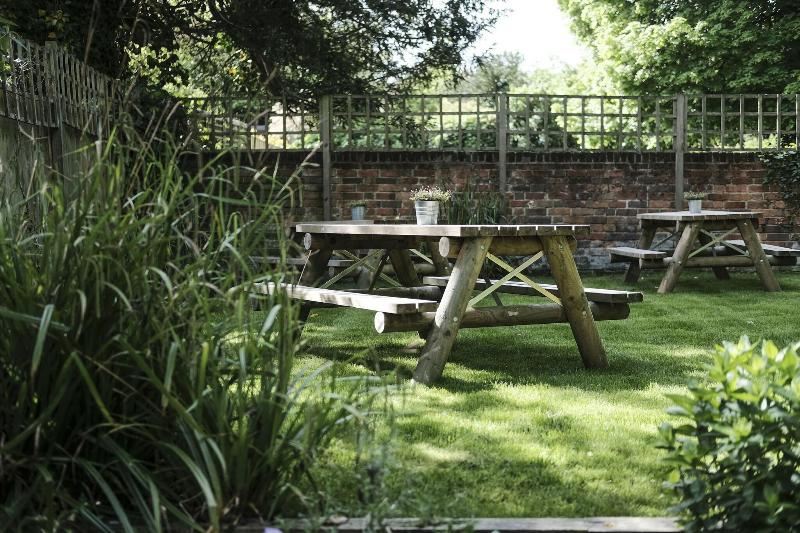The Bull Inn - Teras