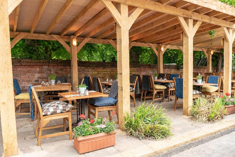 The Bull Inn - Teras
