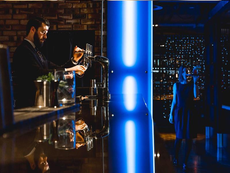 Dakota Forth Bridge - Bar