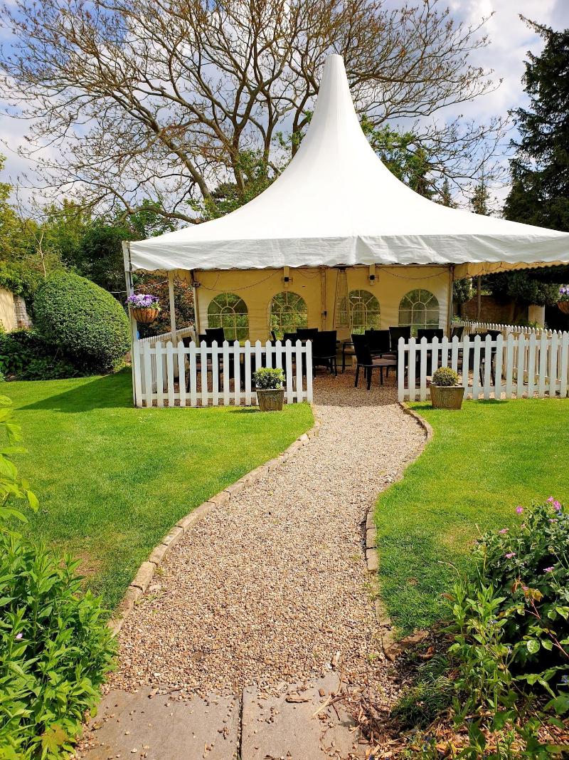 The Crown House - Genel